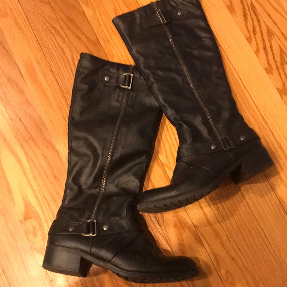 Black knee high boots